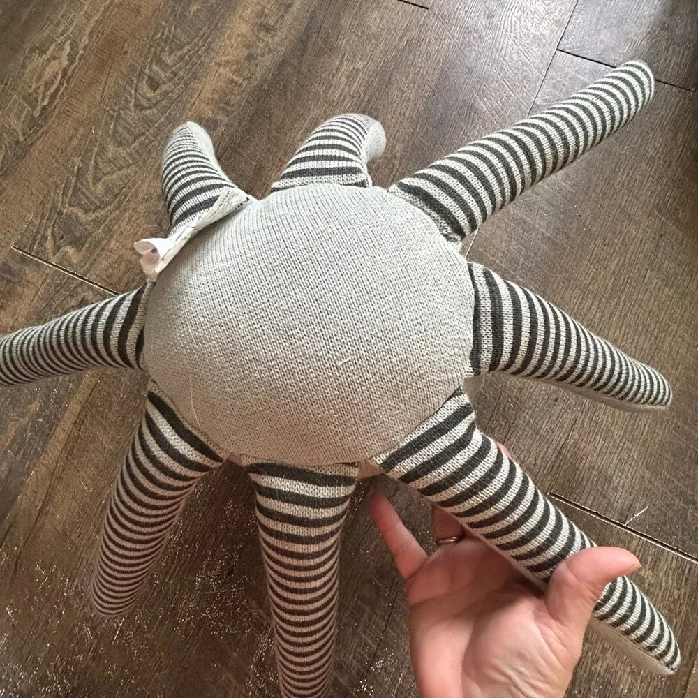 Pillowfort charming octopus